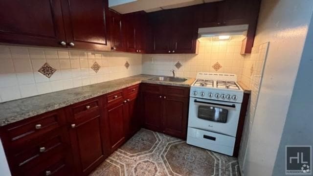 Building Photo - 1 bedroom in BROOKLYN NY 11218 Unit BASEMENT Rental