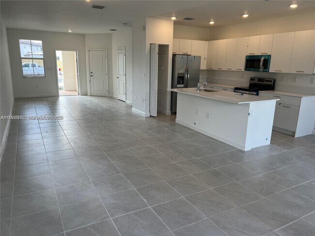 Photo - 2281 NW 131st Cir