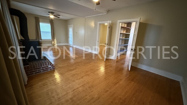 Photo - 2723 Copeland St