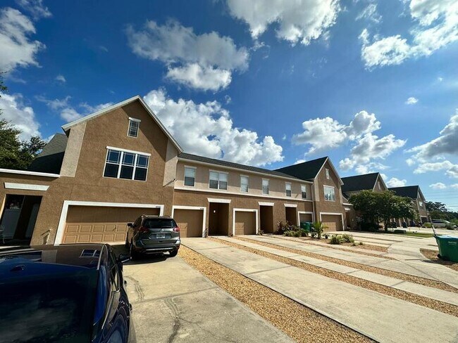 Photo - 4330 Tyler Cir N