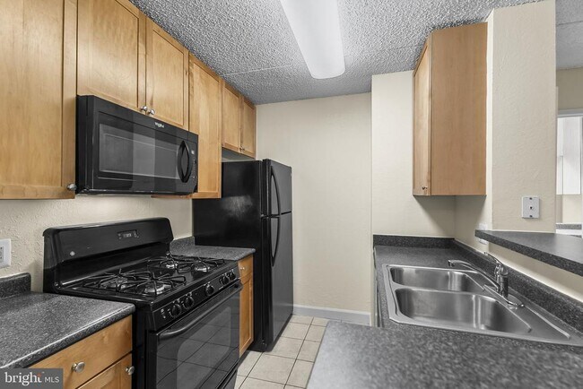 Photo - 60 S Van Dorn St Unidad 208