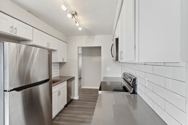 Photo - Tides on Spencer