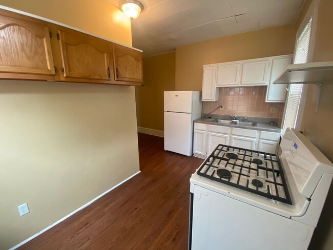 Photo - 65-67-67 W Oakland Ave Unidad 67 W. Oakland Ave.