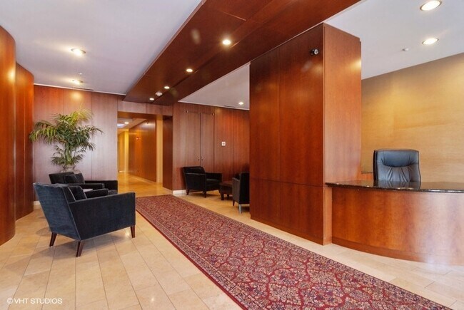 Photo - 520 S Washington St Unit 103