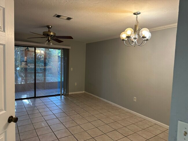 Photo - 2635 SW 35th Pl