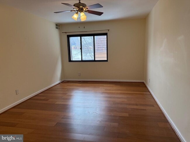 Photo - 12702 Veirs Mill Rd Unit 51-301