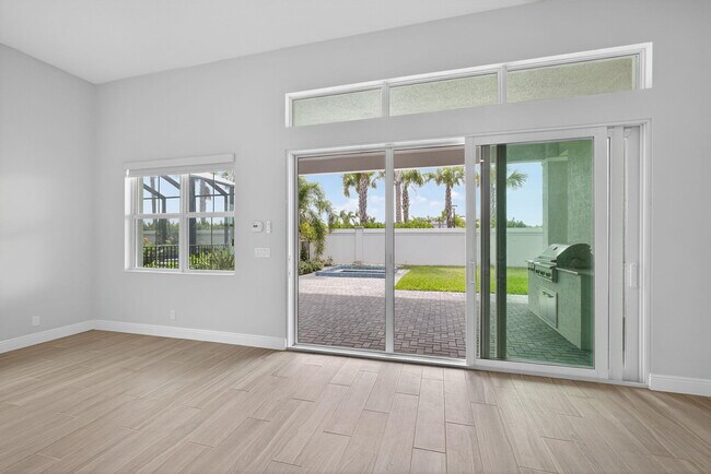 Photo - 9901 Regency Wy