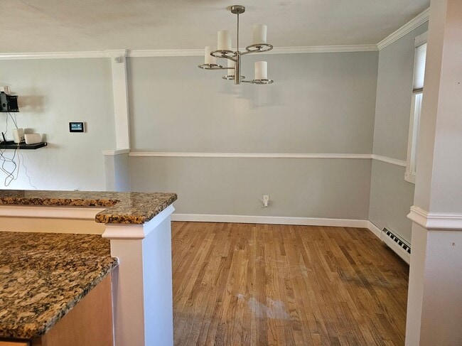 Photo - 222 Crest Ave