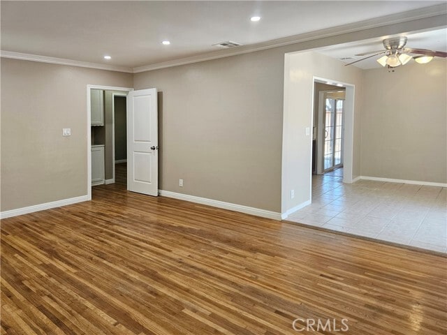 Photo - 19869 Roscoe Blvd