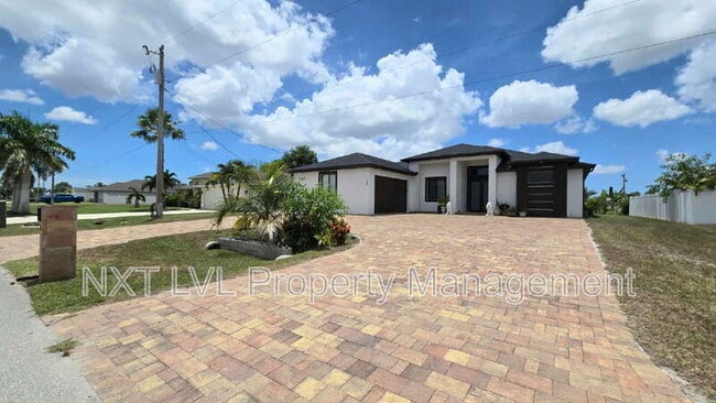 Photo - 220 NE 8th Pl