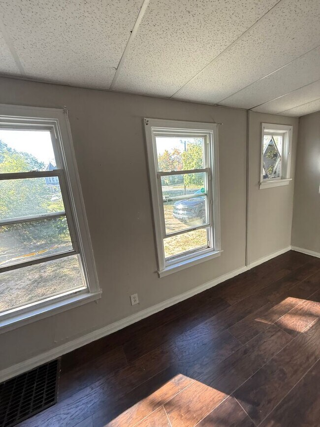 Photo - SECTION 8 and EDEN Accepted!! Your Newly R...