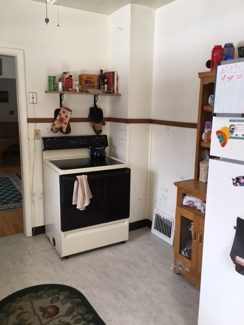 Photo - 425 Summit St