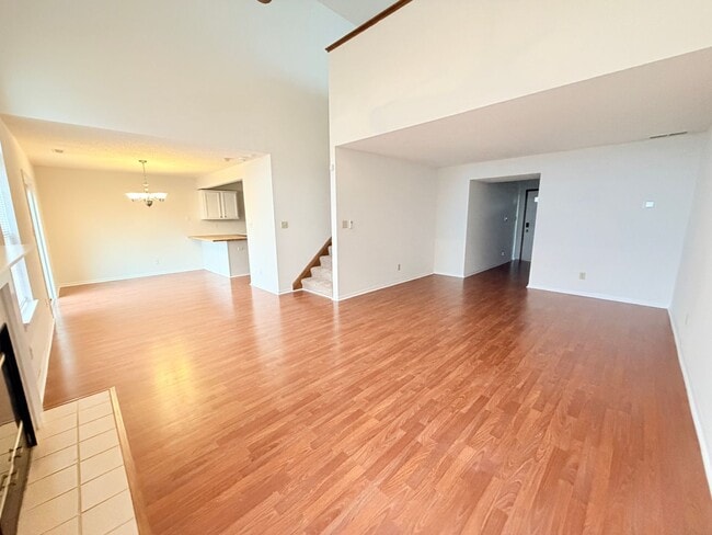 Photo - 1555 Blue Brook Way