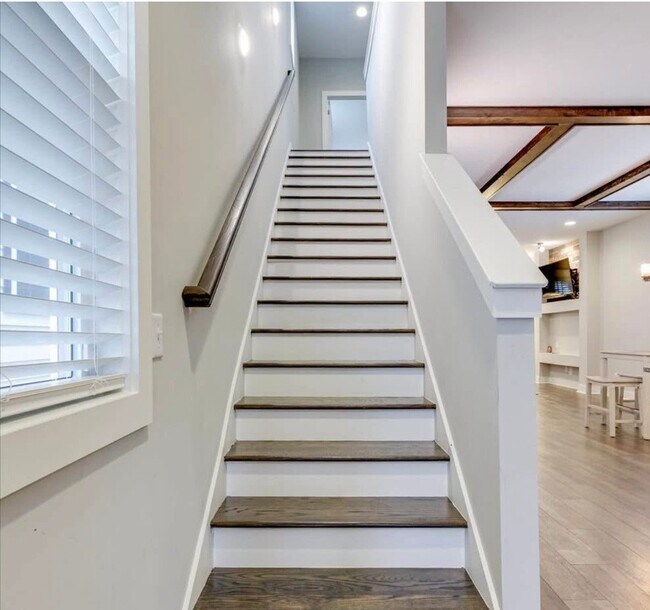 Photo - 567 Tulip Grove Rd