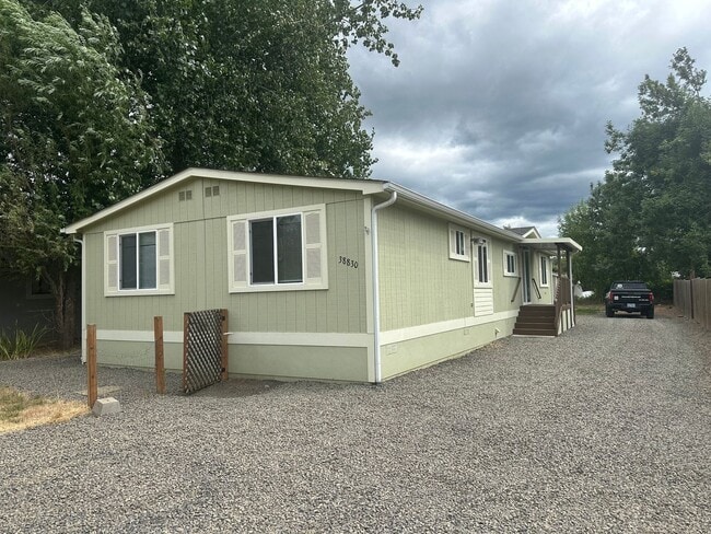 Photo - 3 bedroom 2 bathroom house in Dexter!