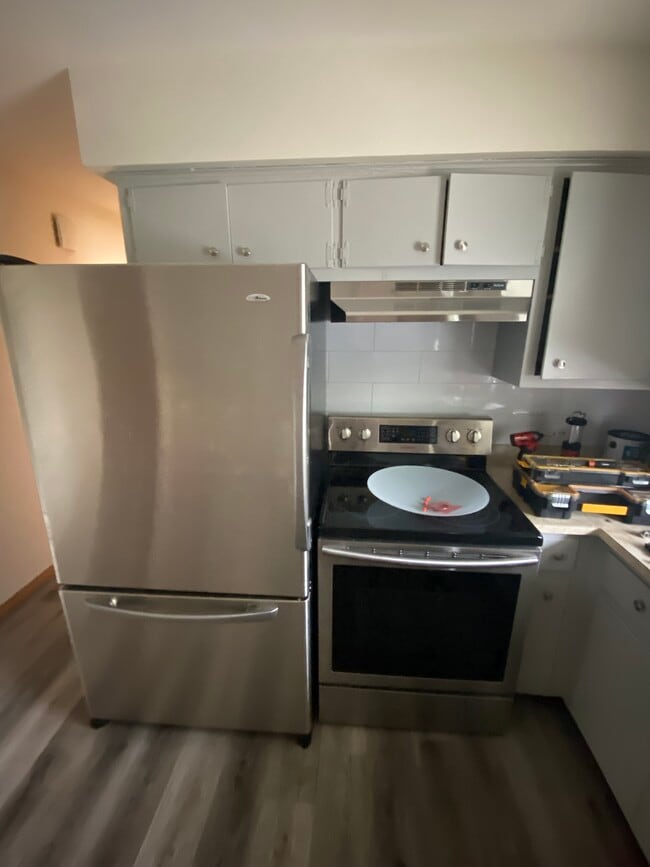 Building Photo - 5471 S 13th St Unit #3 Rental
