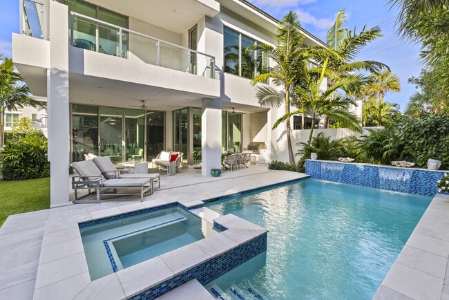 Photo - 402 Ocean One Ln