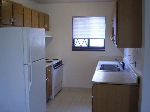 Kitchen - Ithaca I Unit TwoBedroom