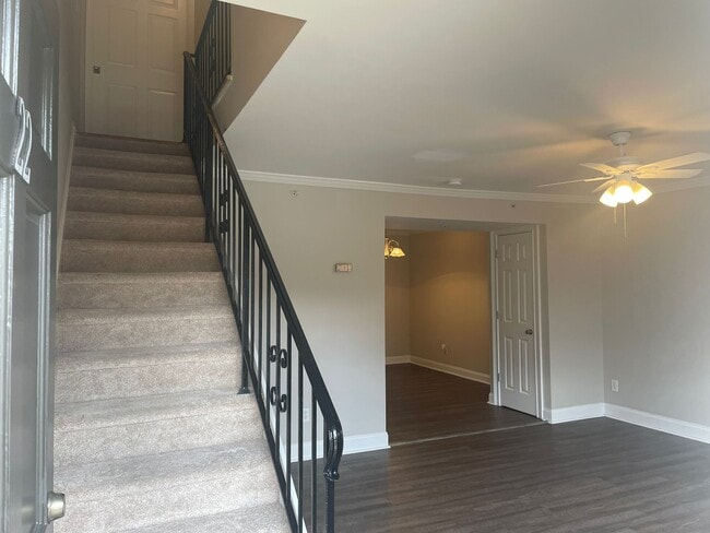 Photo - 22 Villa Ct SE