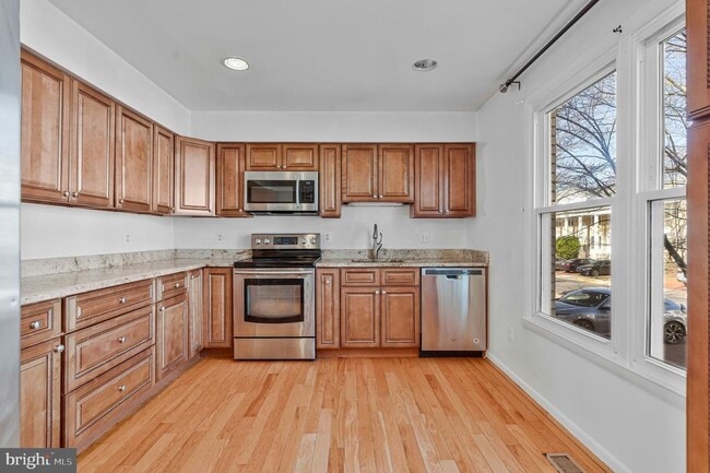 Photo - 8505 Jeffersonian Ct