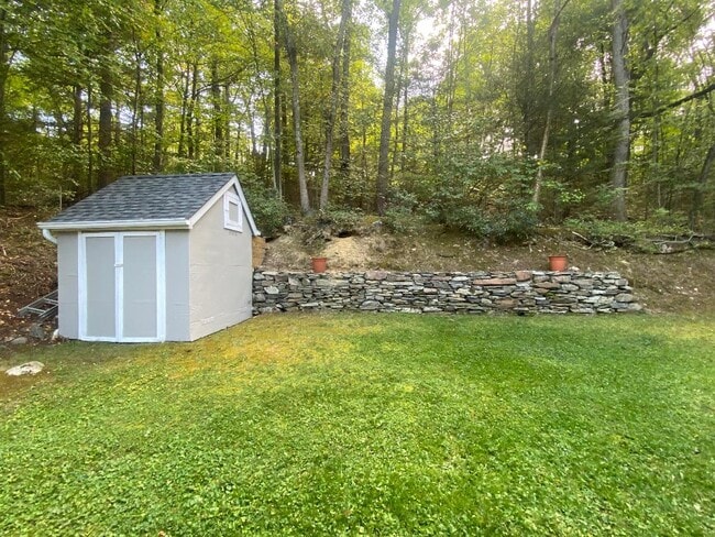Storage Shed - 50 Riverside Rd