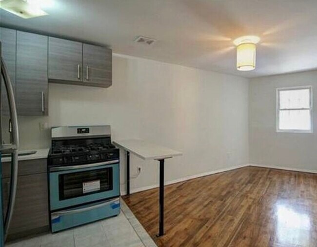 Photo - 1001 Fulton St Unidad 2