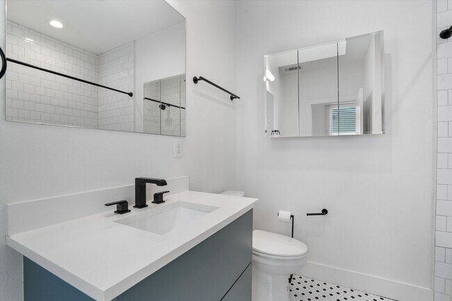 Photo - 4004 Avenue C Unit 4004 Avenue C,  A