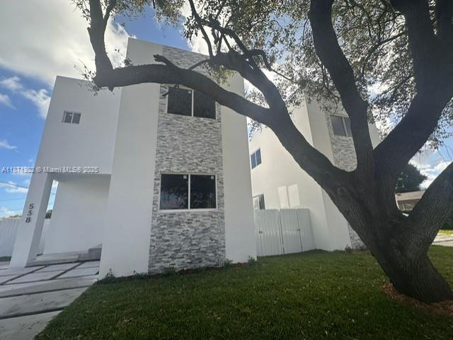 Building Photo - 538 NW 17th Ave Rental