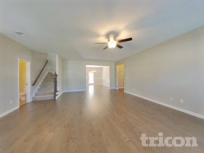 Photo - 938 Beverly Ct