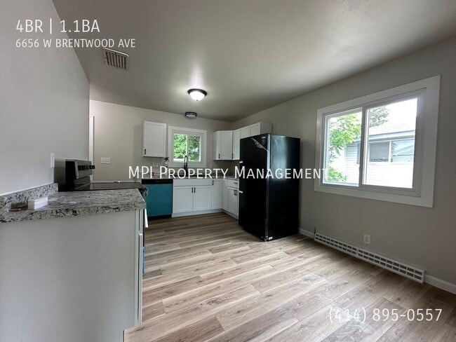 Photo - 6656 W Brentwood Ave