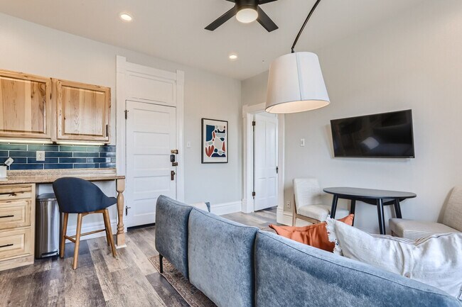 Photo - 2805 E 16th Ave Unit SI ID1026240P