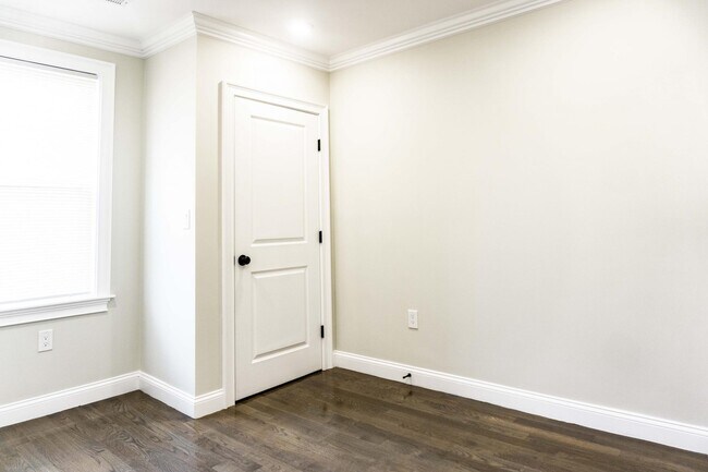 33 Merriam St Unit 2