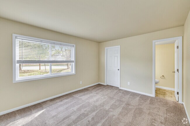 3BR, 1.5BA - 1,225SF - Dunmore - Bedroom