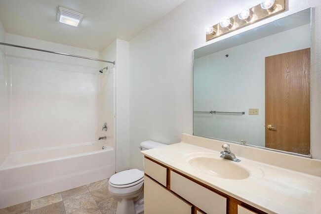 WOODSIDE VILLAGE APARTMENTS