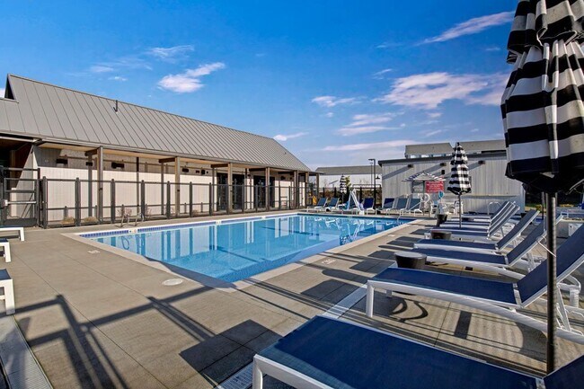 Martingale Apartments