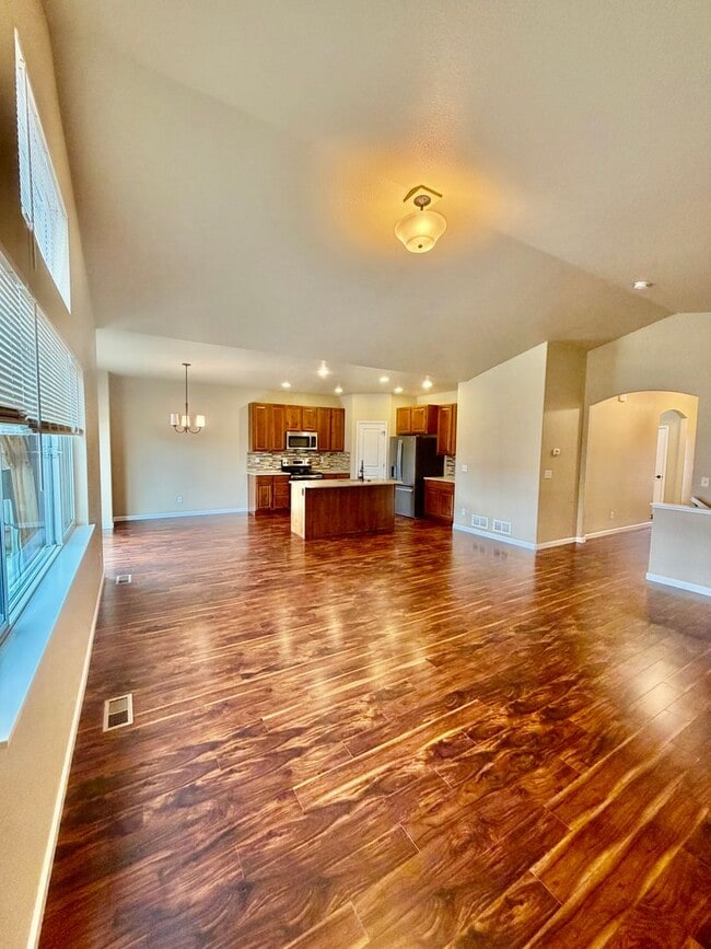 Photo - Renovated Milliken Home!