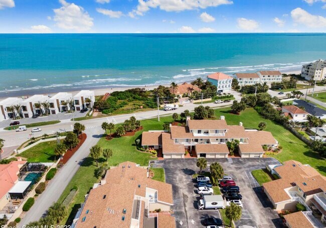 Melbourne Beach - 107 La Costa St Unidad 401