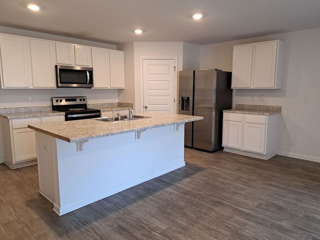Photo - 4012 Millicent Ln