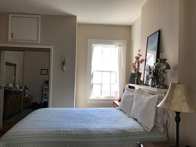 Photo - 221 N 25th St Unit Apartment 1