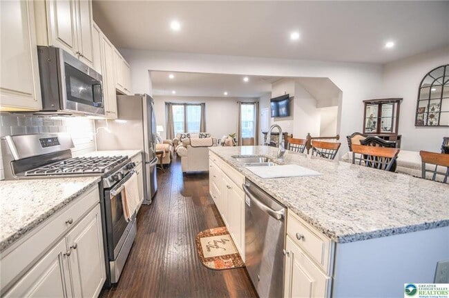 Photo - 2396 Cook Dr