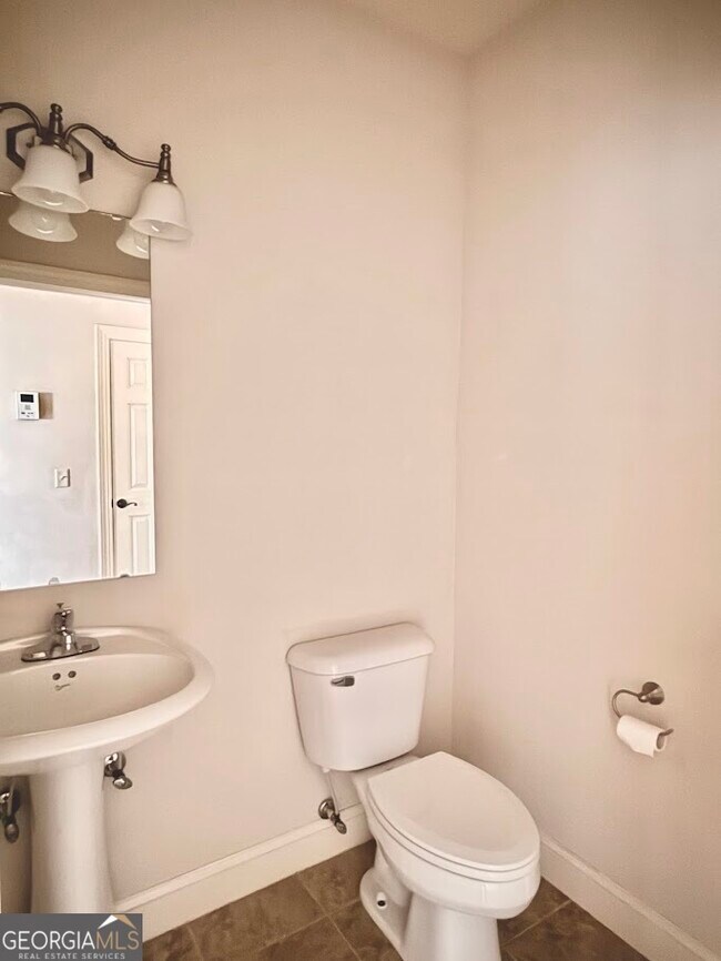Photo - 708 Osborne St Unit 206