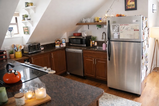 Photo - 2642 N Lincoln Ave Unit 3