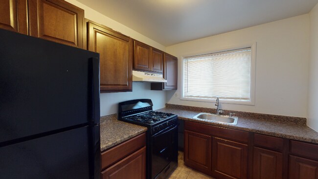 Photo - 4951 G St SE Unidad A8