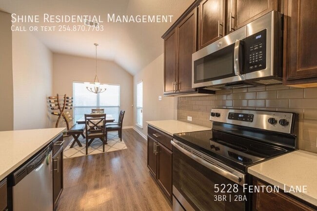 Photo - 5228 Fenton Ln