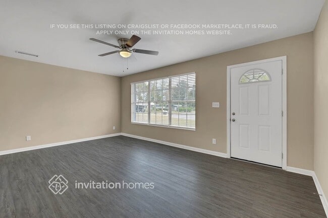 Photo - 1650 Cezanne Dr W
