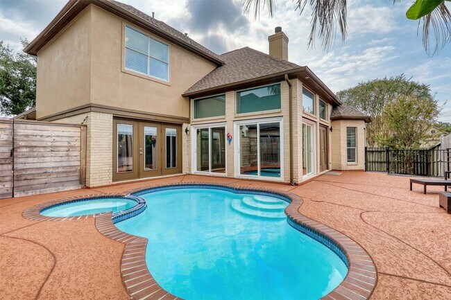 Photo - 201 Las Brisas St