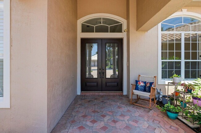 21653 Marigot Dr