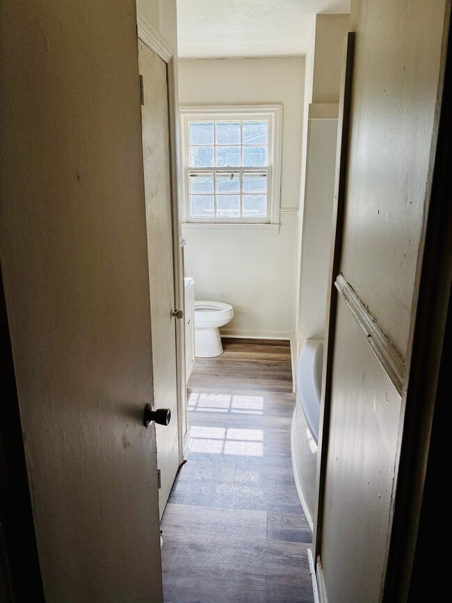 Photo - 806 Miller Ave