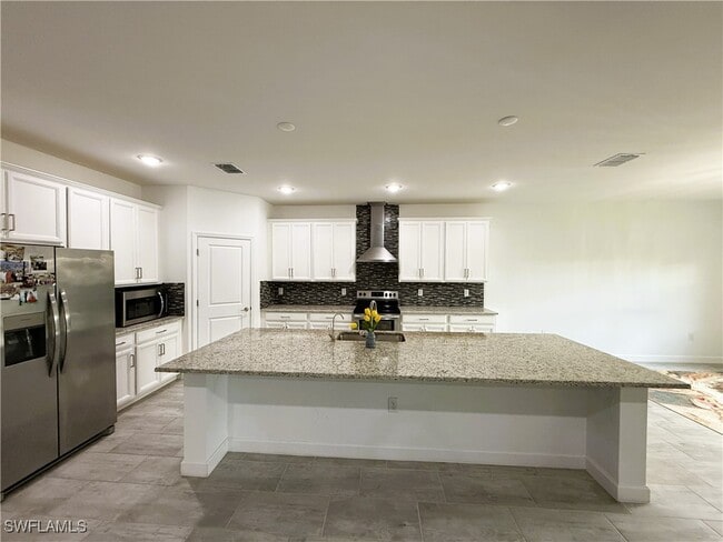 Building Photo - 11460 Canopy Loop Rental