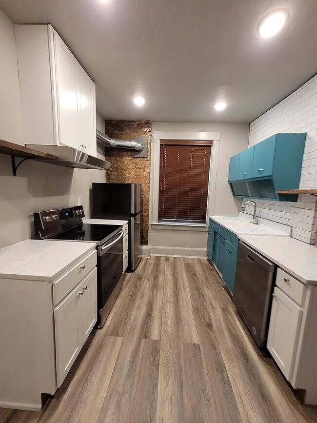 Photo - 14 W Court St Unit 7